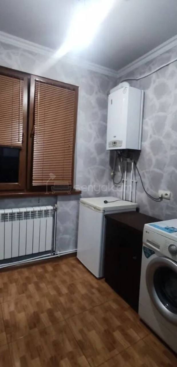 2 Սենյականոց Բնակարան Քարե Շենքում, 66քմ, 9/9 հարկ, Նորմալ Վիճակում, Կահավորված