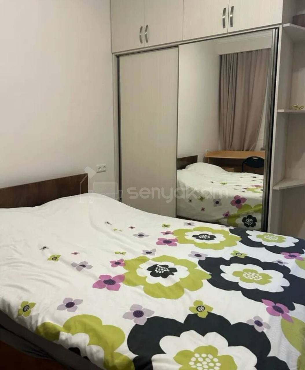 2 Սենյականոց Բնակարան Քարե Շենքում, 62քմ, 4/4 հարկ, Նորմալ Վիճակում, Կահավորված