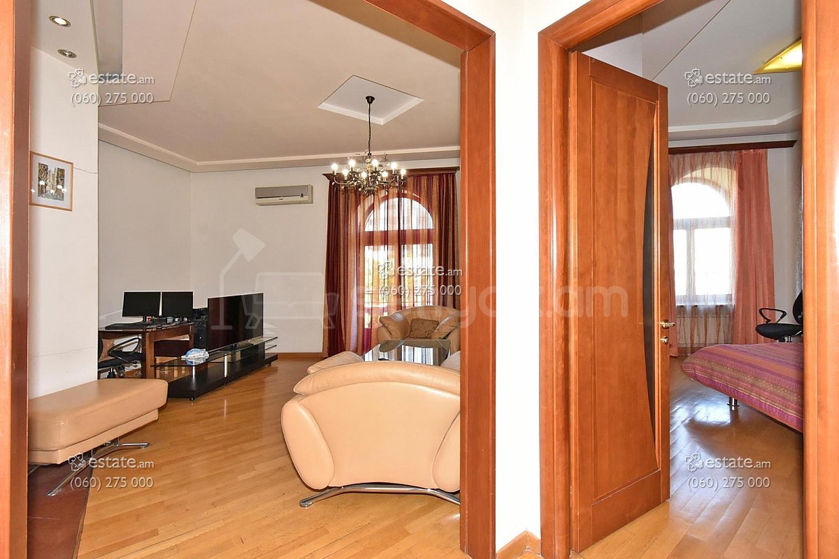 3 Սենյականոց Բնակարան Քարե Շենքում, 100քմ, 4/6 հարկ, Կապիտալ Վերանորոգված, Կահավորված, Արևկող