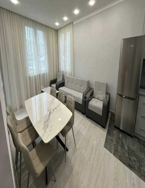 2 Սենյականոց Բնակարան Նորակառույցում, 52քմ, 3/13 հարկ, Կապիտալ Վերանորոգված, Կահավորված, Արևկող