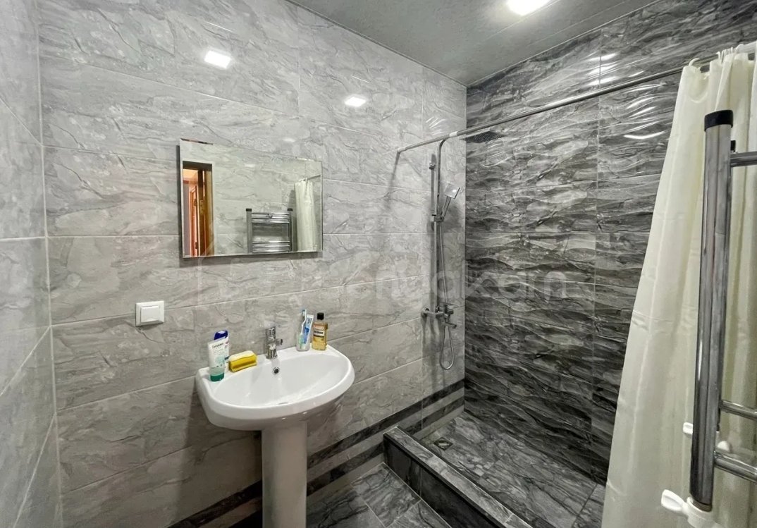 2 Սենյականոց Բնակարան Քարե Շենքում, 58քմ, 2/4 հարկ, Կապիտալ Վերանորոգված, Կահավորված