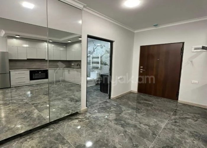 3 Սենյականոց Բնակարան Նորակառույցում, 67քմ, 3/13 հարկ, Կապիտալ Վերանորոգված, Կահավորված, Արևկող