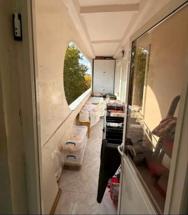 3 Սենյականոց Բնակարան, 97քմ, 5/9 հարկ, Պետական Վիճակում