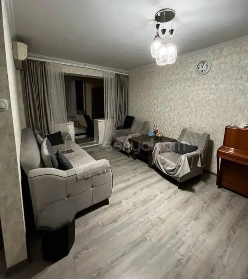 3 Սենյականոց Բնակարան, 64քմ, 5/5 հարկ, Կապիտալ Վերանորոգված