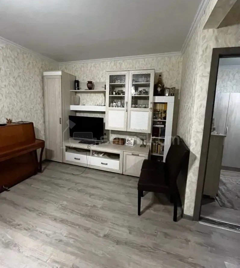 3 Սենյականոց Բնակարան, 64քմ, 5/5 հարկ, Կապիտալ Վերանորոգված