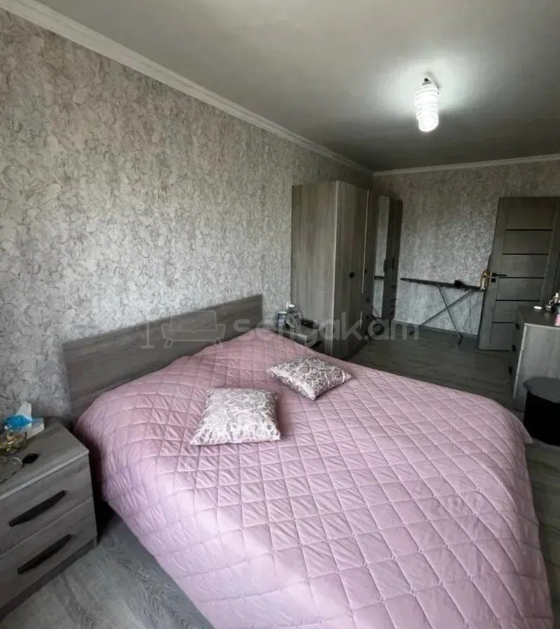 3 Սենյականոց Բնակարան, 64քմ, 5/5 հարկ, Կապիտալ Վերանորոգված