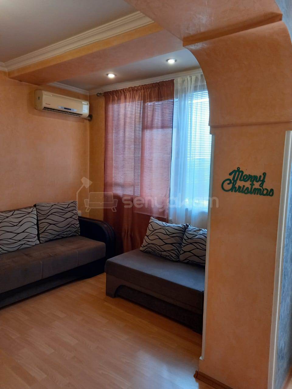 2 Սենյականոց Բնակարան, 40քմ, 6/9 հարկ, Նորմալ Վիճակում, Կահավորված, Արևկող