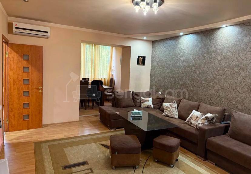 3 Սենյականոց Բնակարան Քարե Շենքում, 75քմ, 5/5 հարկ, Կապիտալ Վերանորոգված, Կահավորված, Արևկող