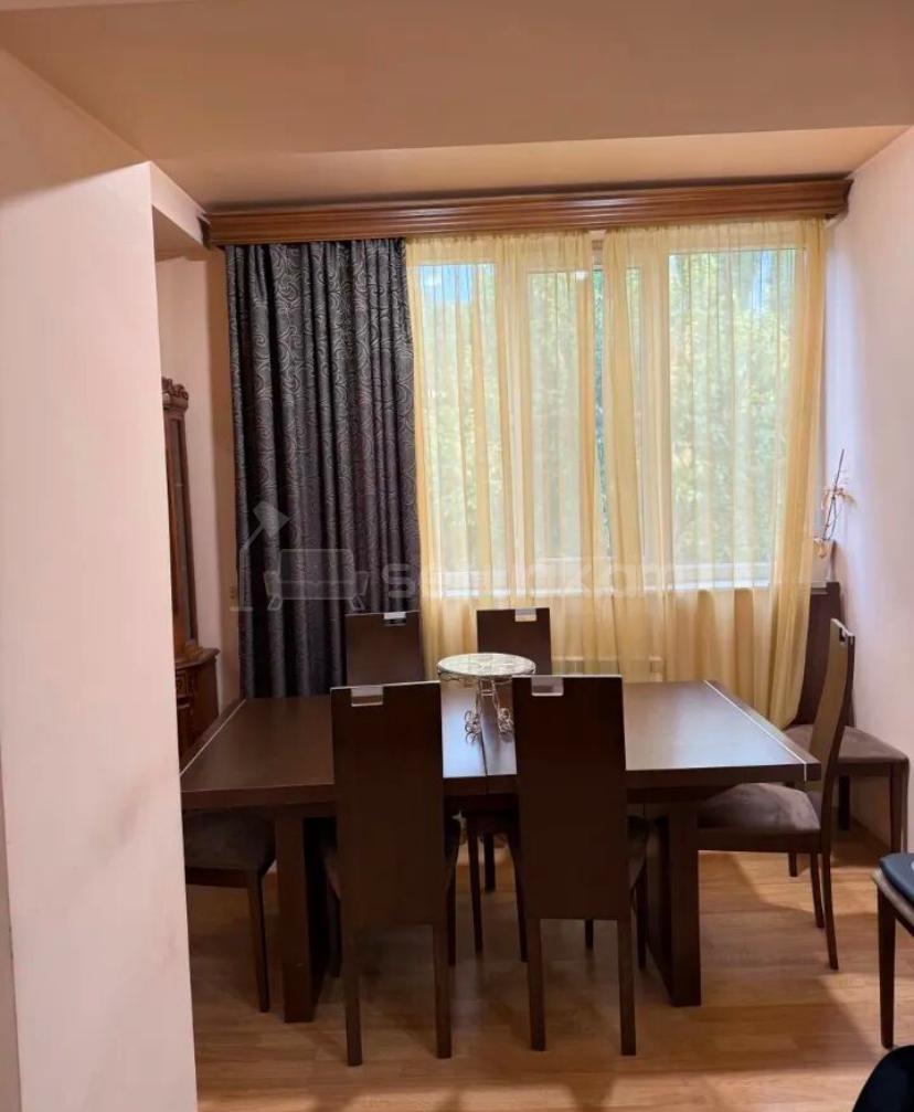 3 Սենյականոց Բնակարան Քարե Շենքում, 75քմ, 5/5 հարկ, Կապիտալ Վերանորոգված, Կահավորված, Արևկող