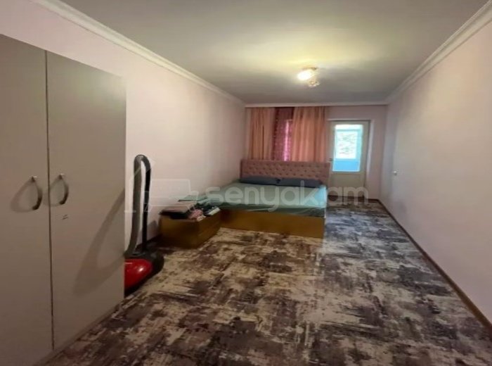 3 Սենյականոց Բնակարան Քարե Շենքում, 67քմ, 4/5 հարկ, Կապիտալ Վերանորոգված, Կահավորված, Արևկող