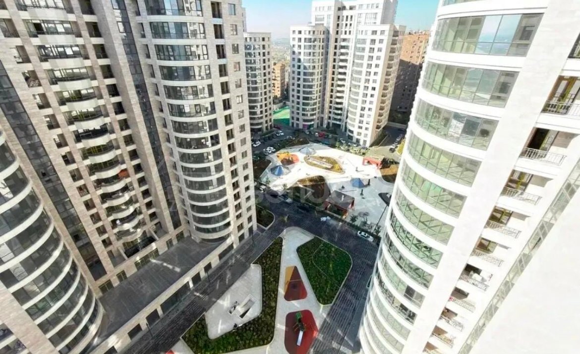 3 Սենյականոց Բնակարան Նորակառույցում, 83քմ, 15/20 հարկ, Զրոյական Վիճակում