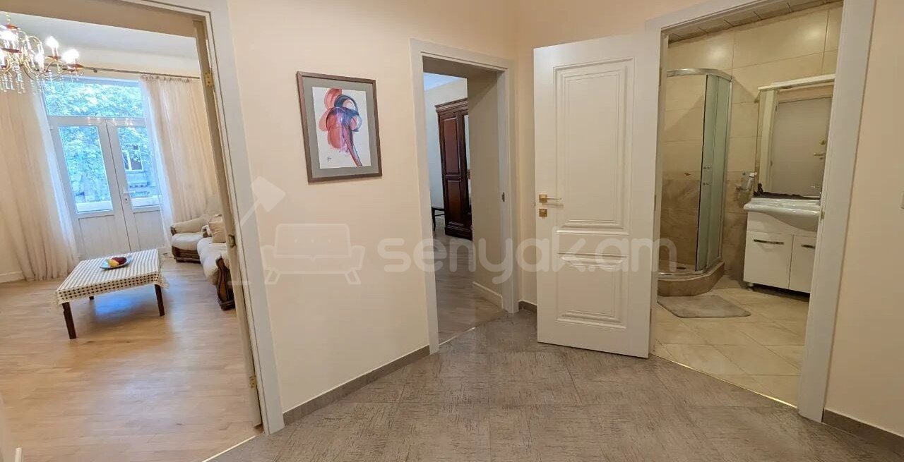 2 Սենյականոց Բնակարան Քարե Շենքում, 64քմ, 3/5 հարկ, Կապիտալ Վերանորոգված