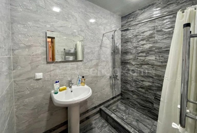 2 Սենյականոց Բնակարան Քարե Շենքում, 60քմ, 2/4 հարկ, Կապիտալ Վերանորոգված, Կահավորված, Արևկող