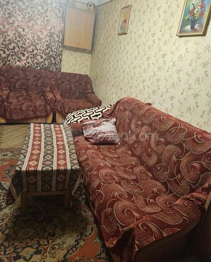 1 Սենյականոց Բնակարան Քարե Շենքում, 31քմ, 3/4 հարկ, Պետական Վիճակում