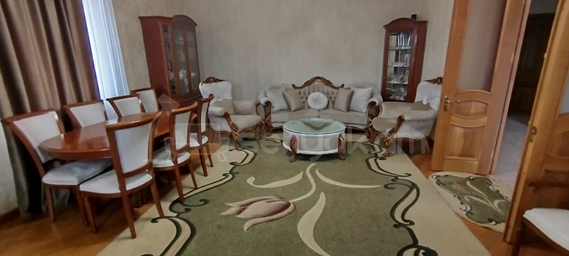 6 Սենյականոց Շքեղ Առանձնատուն, 250քմ, Կահավորված, Լողավազանով, Ավտոտնակով