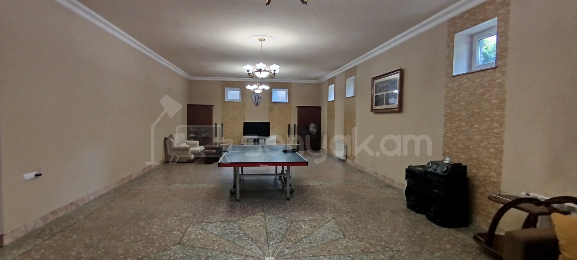 6 Սենյականոց Շքեղ Առանձնատուն, 250քմ, Կահավորված, Լողավազանով, Ավտոտնակով