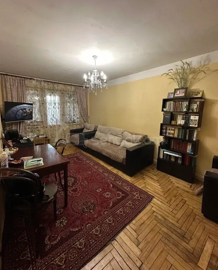 3 Սենյականոց Բնակարան, 67քմ, 5/5 հարկ, Նորմալ Վիճակում