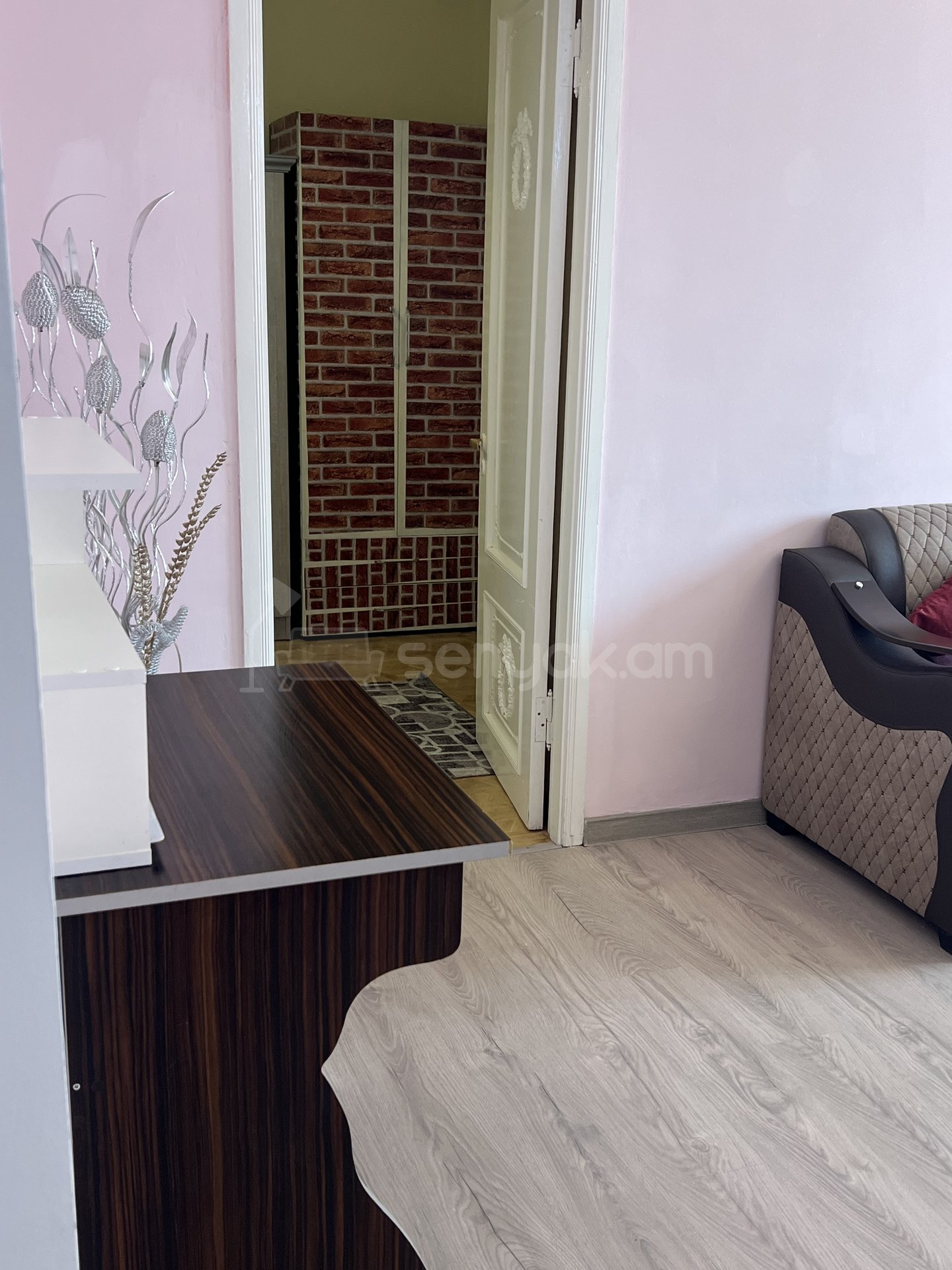 2 Սենյականոց Բնակարան Քարե Շենքում, 70քմ, 6/7 հարկ, Կապիտալ Վերանորոգված, Կահավորված, Արևկող