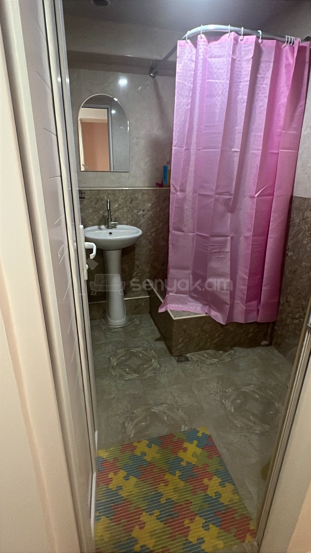 2 Սենյականոց Բնակարան Քարե Շենքում, 70քմ, 6/7 հարկ, Կապիտալ Վերանորոգված, Կահավորված, Արևկող