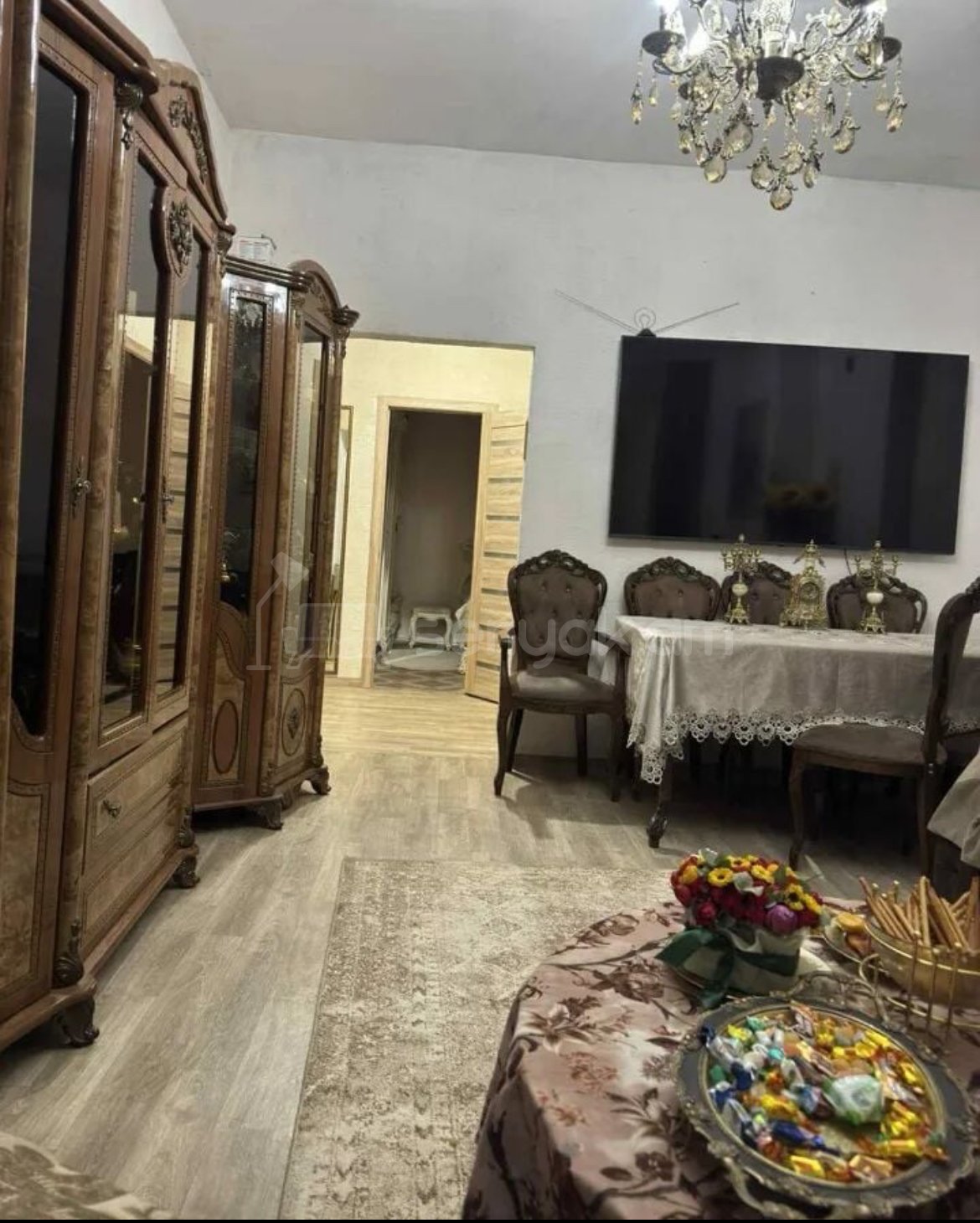 5 Սենյականոց Սեփական Տուն, 211քմ, Կապիտալ Վերանորոգված