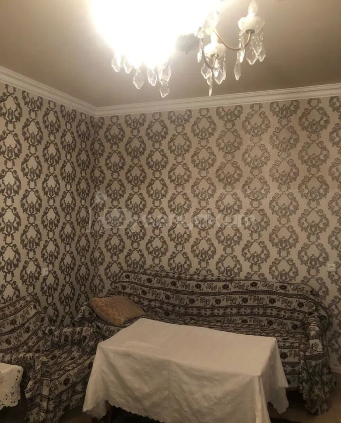 3 Սենյականոց Բնակարան Քարե Շենքում, 85քմ, 3/5 հարկ, Կապիտալ Վերանորոգված, Կահավորված, Արևկող