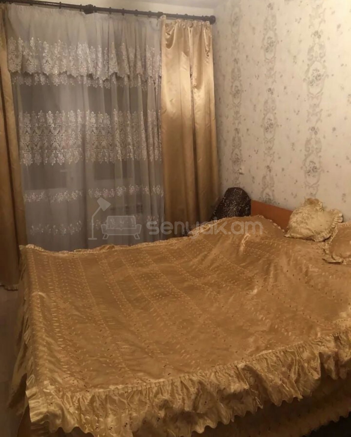 3 Սենյականոց Բնակարան Քարե Շենքում, 85քմ, 3/5 հարկ, Կապիտալ Վերանորոգված, Կահավորված, Արևկող