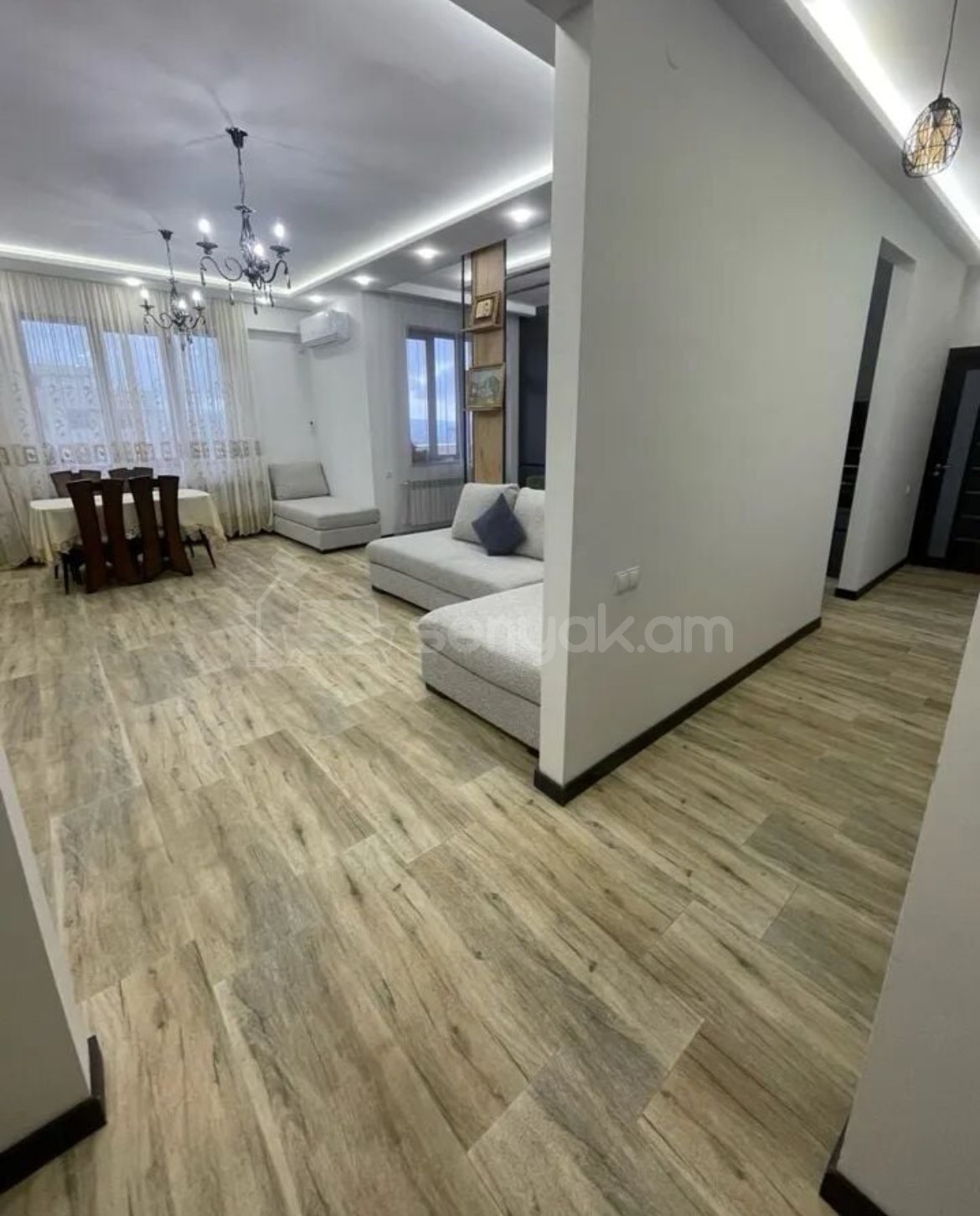 3 Սենյականոց Բնակարան Նորակառույցում, 100քմ, 17/17 հարկ, Կապիտալ Վերանորոգված