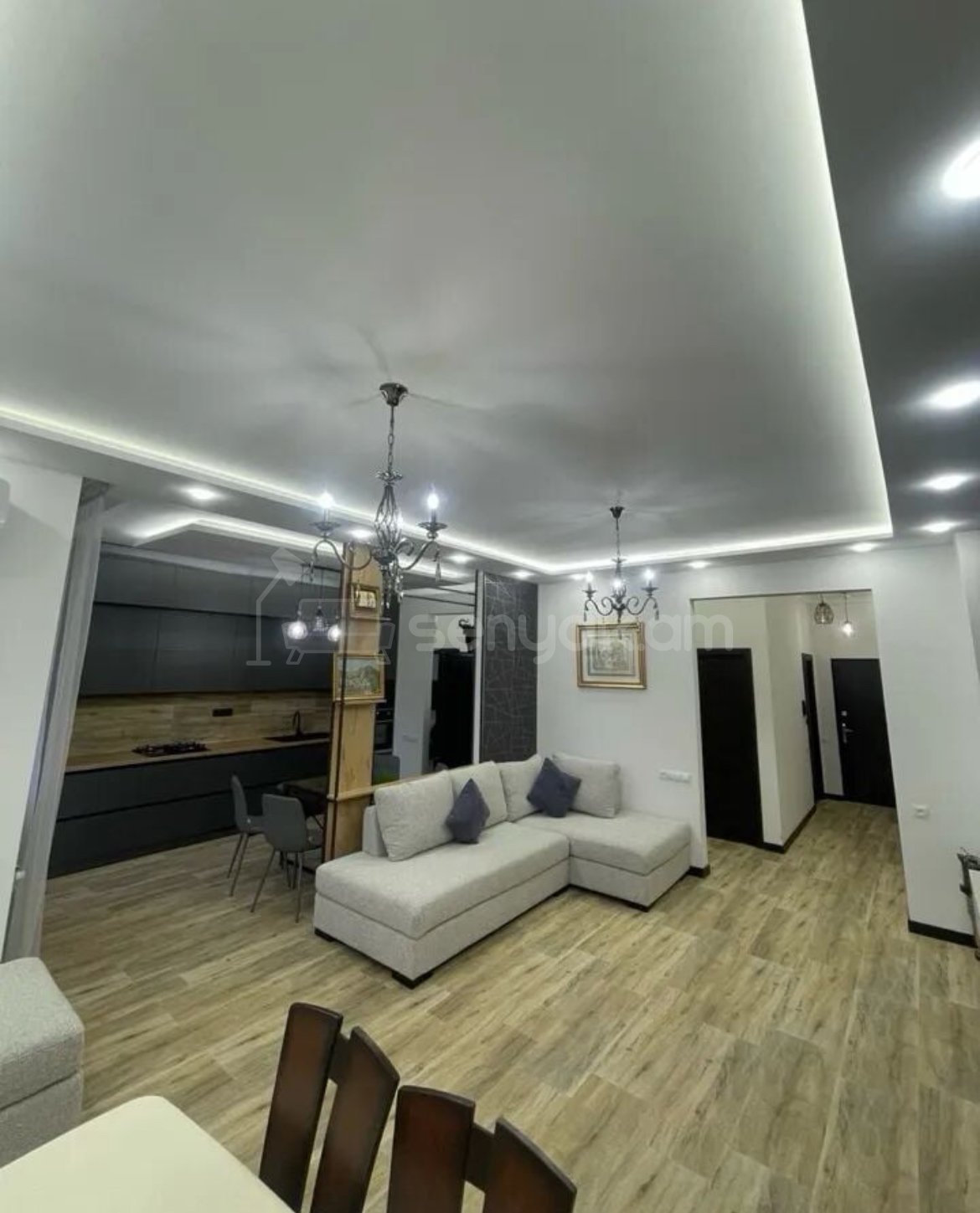 3 Սենյականոց Բնակարան Նորակառույցում, 100քմ, 17/17 հարկ, Կապիտալ Վերանորոգված