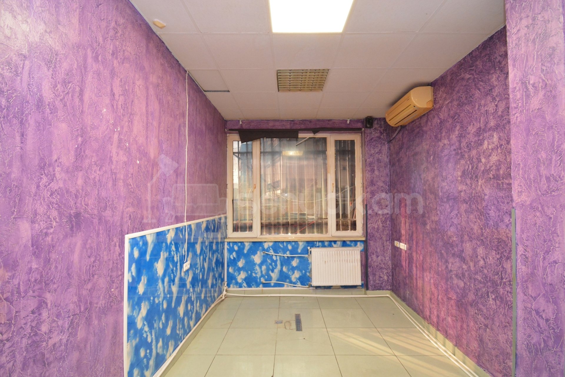 4 Սենյականոց Բնակարան Քարե Շենքում, 86քմ, 1/4 հարկ, Կապիտալ Վերանորոգված