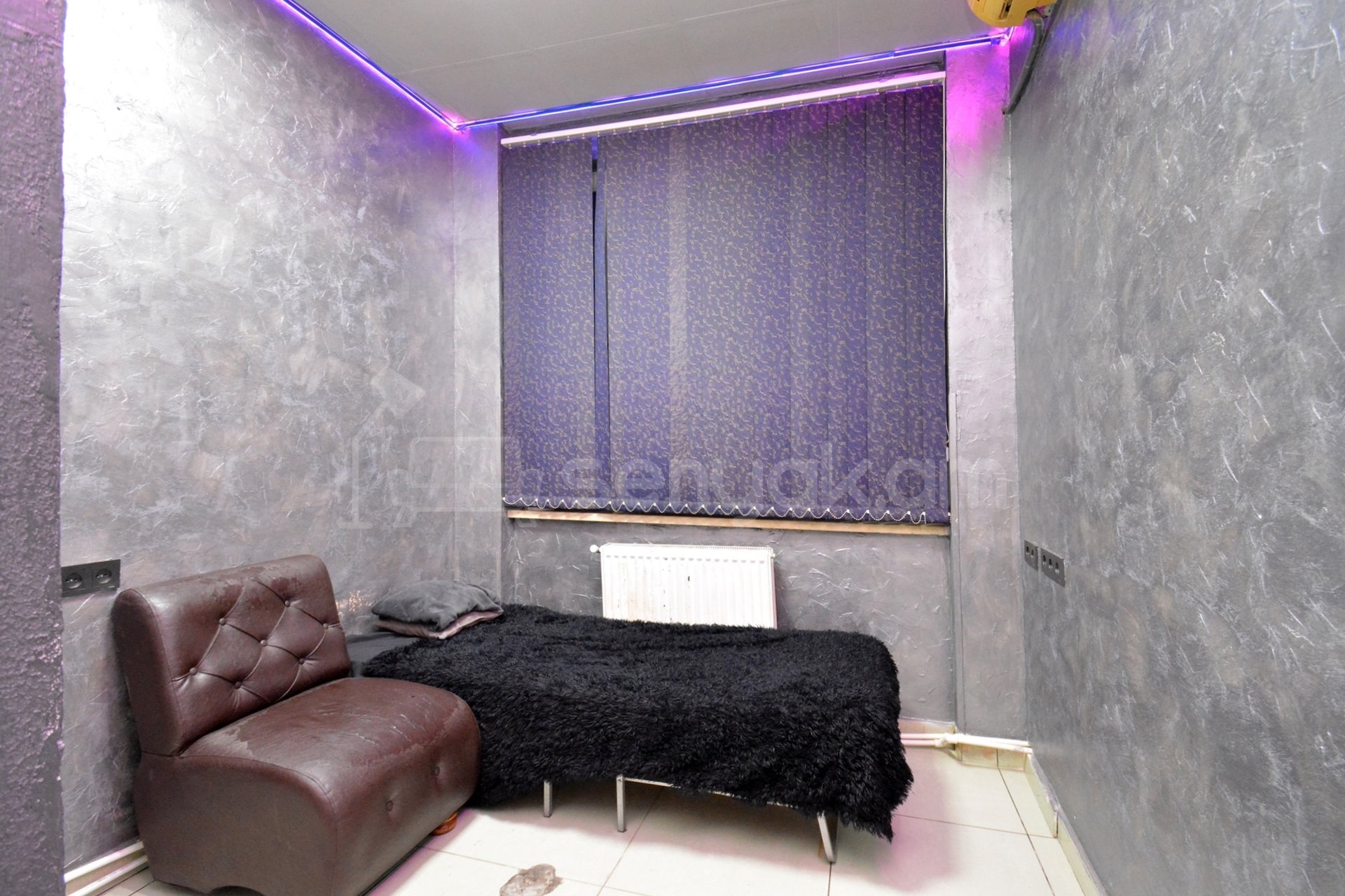 4 Սենյականոց Բնակարան Քարե Շենքում, 86քմ, 1/4 հարկ, Կապիտալ Վերանորոգված