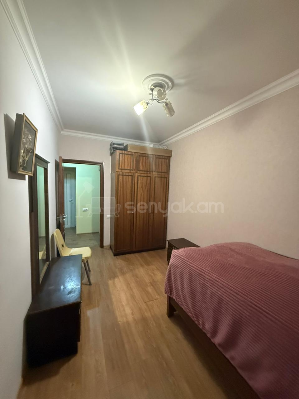 4 Սենյականոց Բնակարան, 100քմ, 8/9 հարկ, Կապիտալ Վերանորոգված, Կահավորված, Արևկող