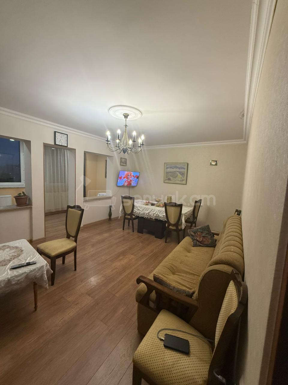 4 Սենյականոց Բնակարան, 100քմ, 8/9 հարկ, Կապիտալ Վերանորոգված, Կահավորված, Արևկող