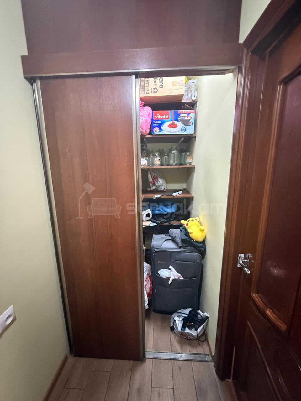 4 Սենյականոց Բնակարան, 100քմ, 8/9 հարկ, Կապիտալ Վերանորոգված, Կահավորված, Արևկող