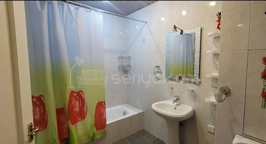 2 Սենյականոց Բնակարան Քարե Շենքում, 85քմ, 2/4 հարկ, Դիզայներական Վերանորոգված, Կահավորված