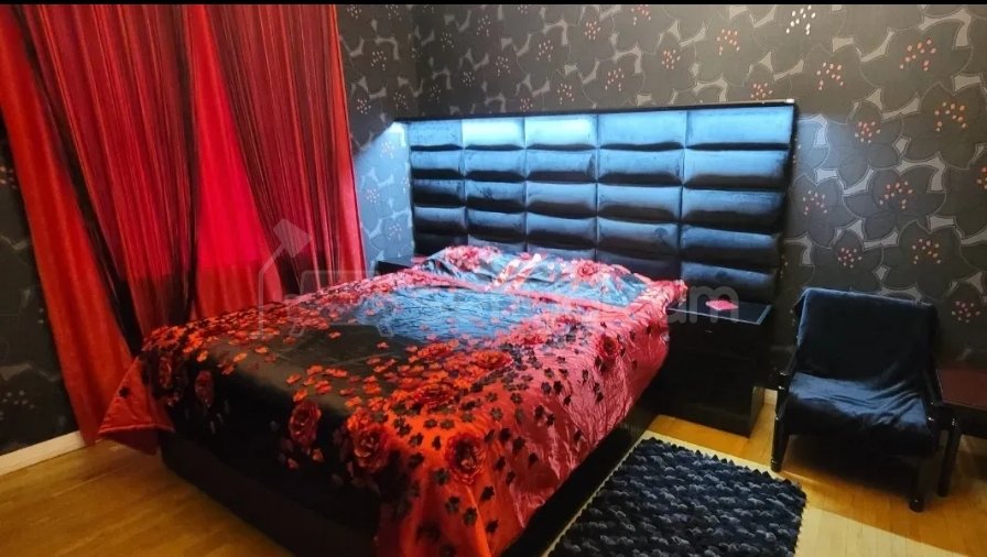 2 Սենյականոց Բնակարան Քարե Շենքում, 85քմ, 2/4 հարկ, Դիզայներական Վերանորոգված, Կահավորված