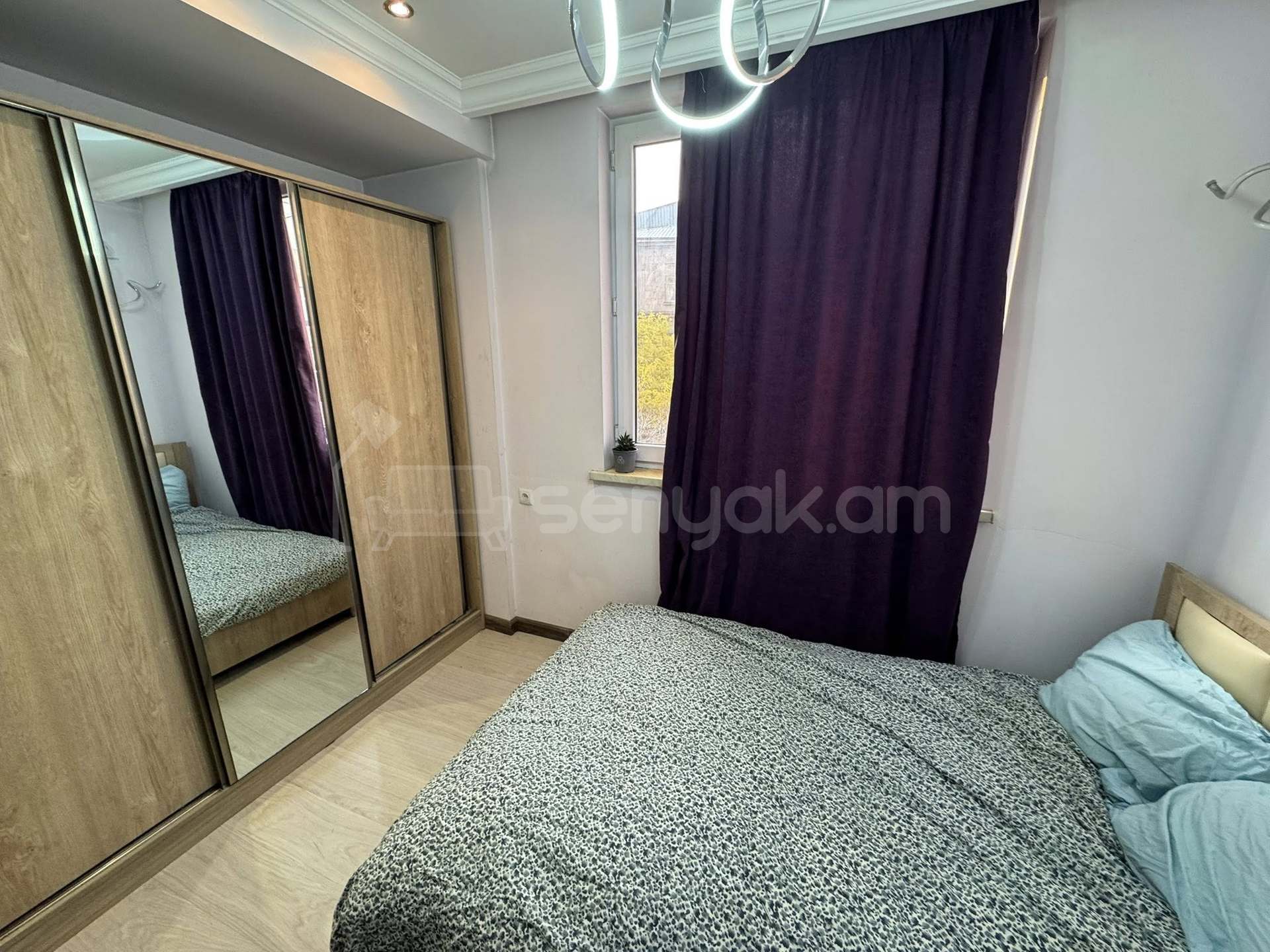 2 Սենյականոց Բնակարան Քարե Շենքում, 62քմ, 2/5 հարկ, Կապիտալ Վերանորոգված