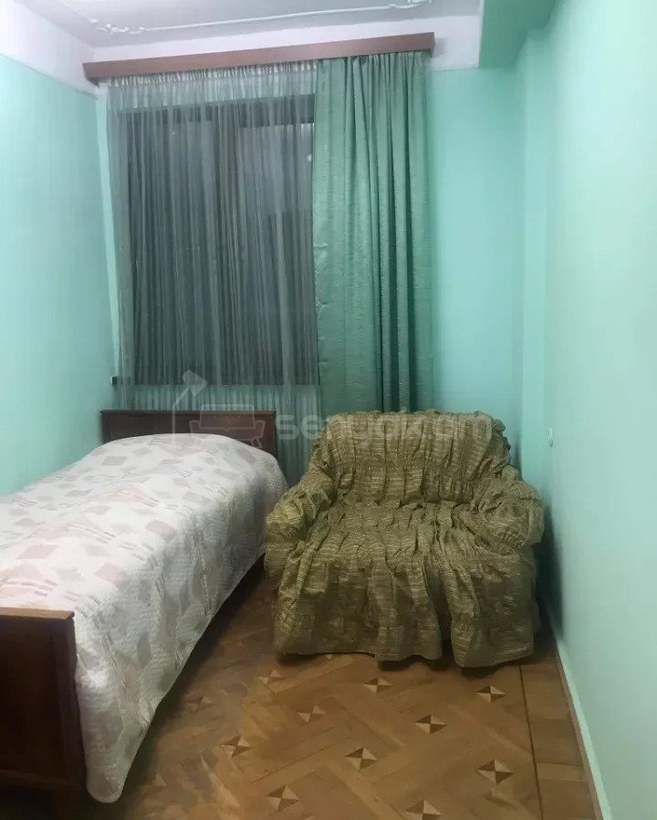 3 Սենյականոց Բնակարան, 70քմ, 2/9 հարկ, Նորմալ Վիճակում