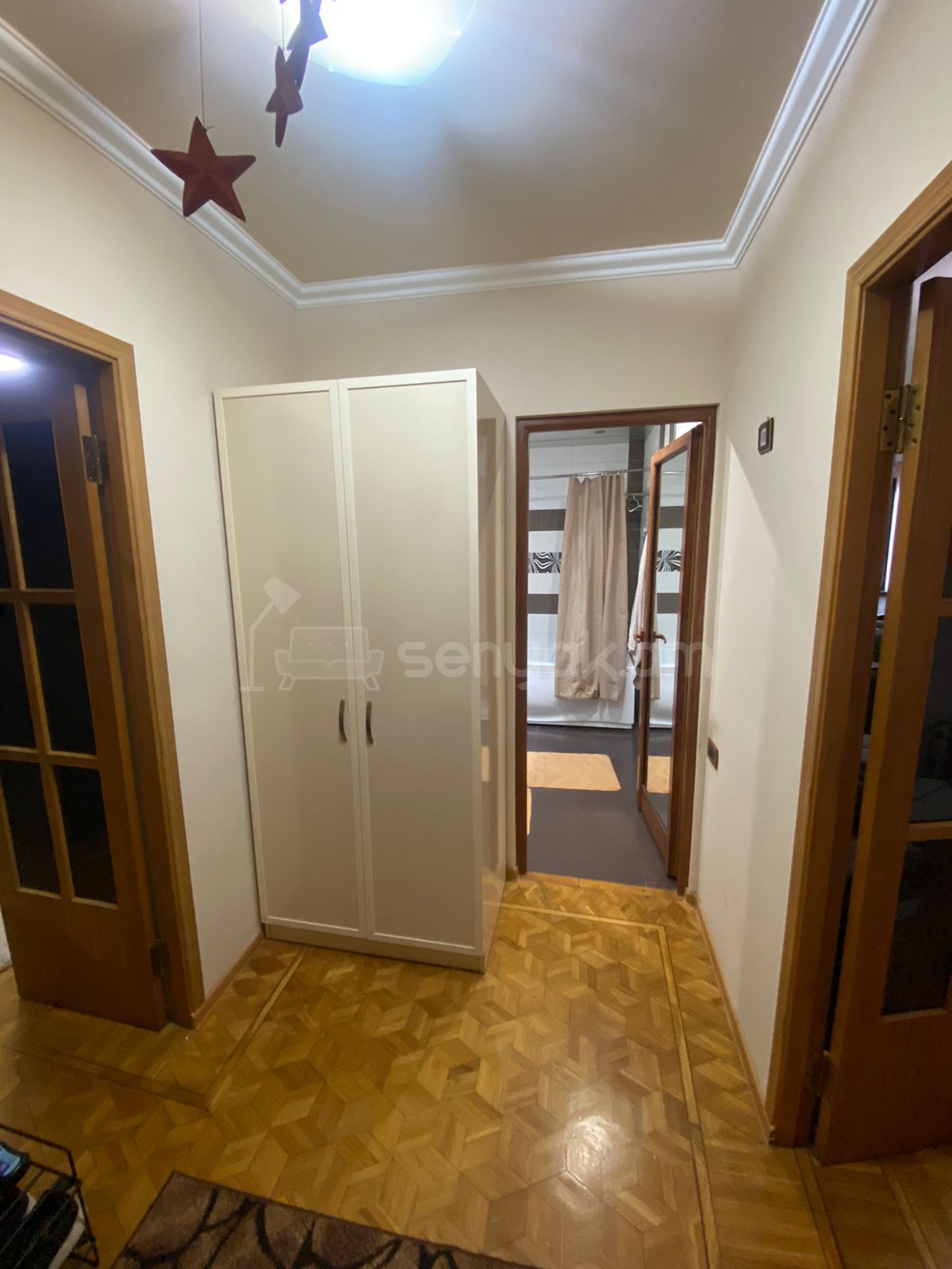 2 Սենյականոց Բնակարան Քարե Շենքում, 62քմ, 5/5 հարկ, Կապիտալ Վերանորոգված