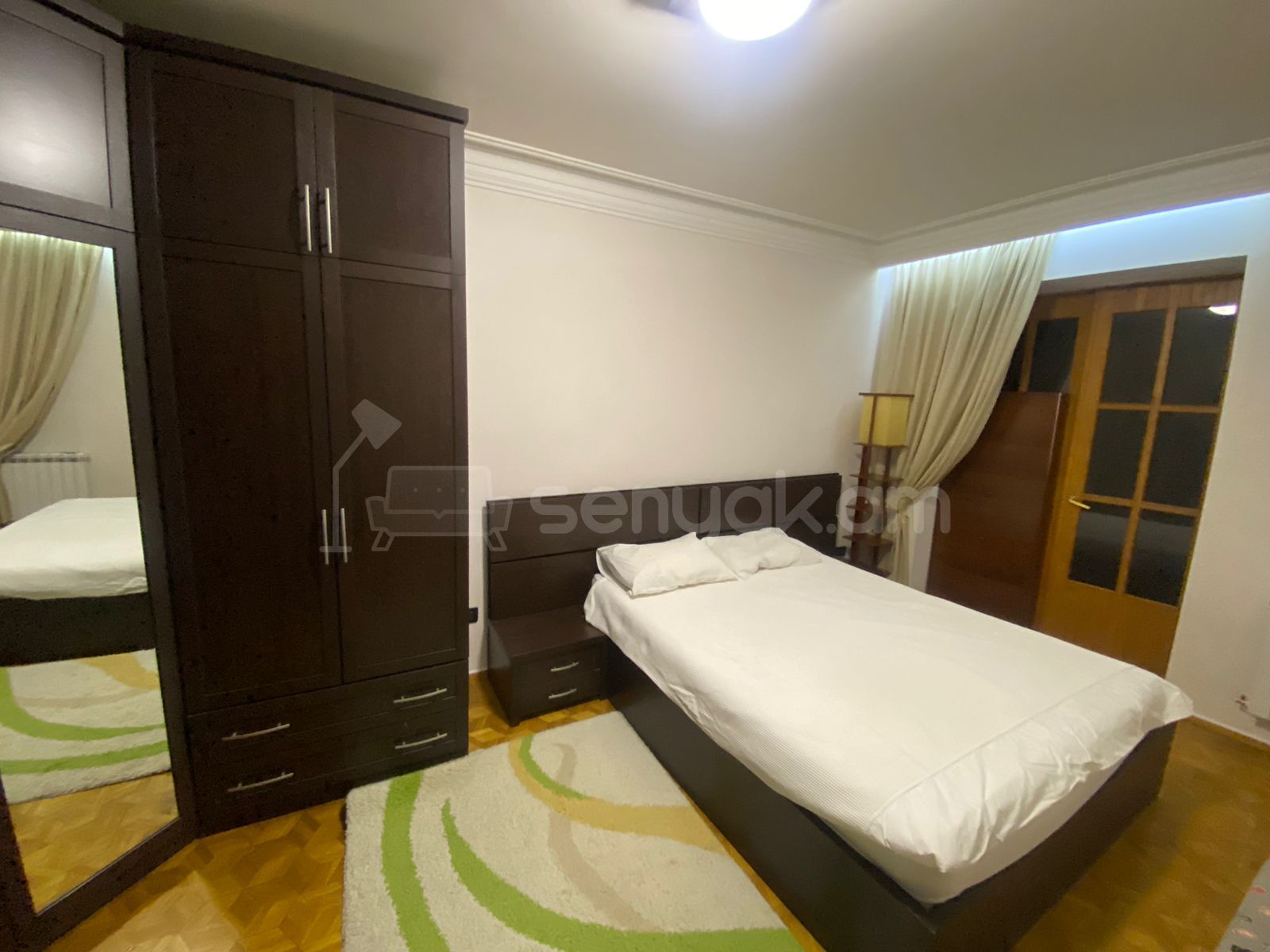 2 Սենյականոց Բնակարան Քարե Շենքում, 62քմ, 5/5 հարկ, Կապիտալ Վերանորոգված