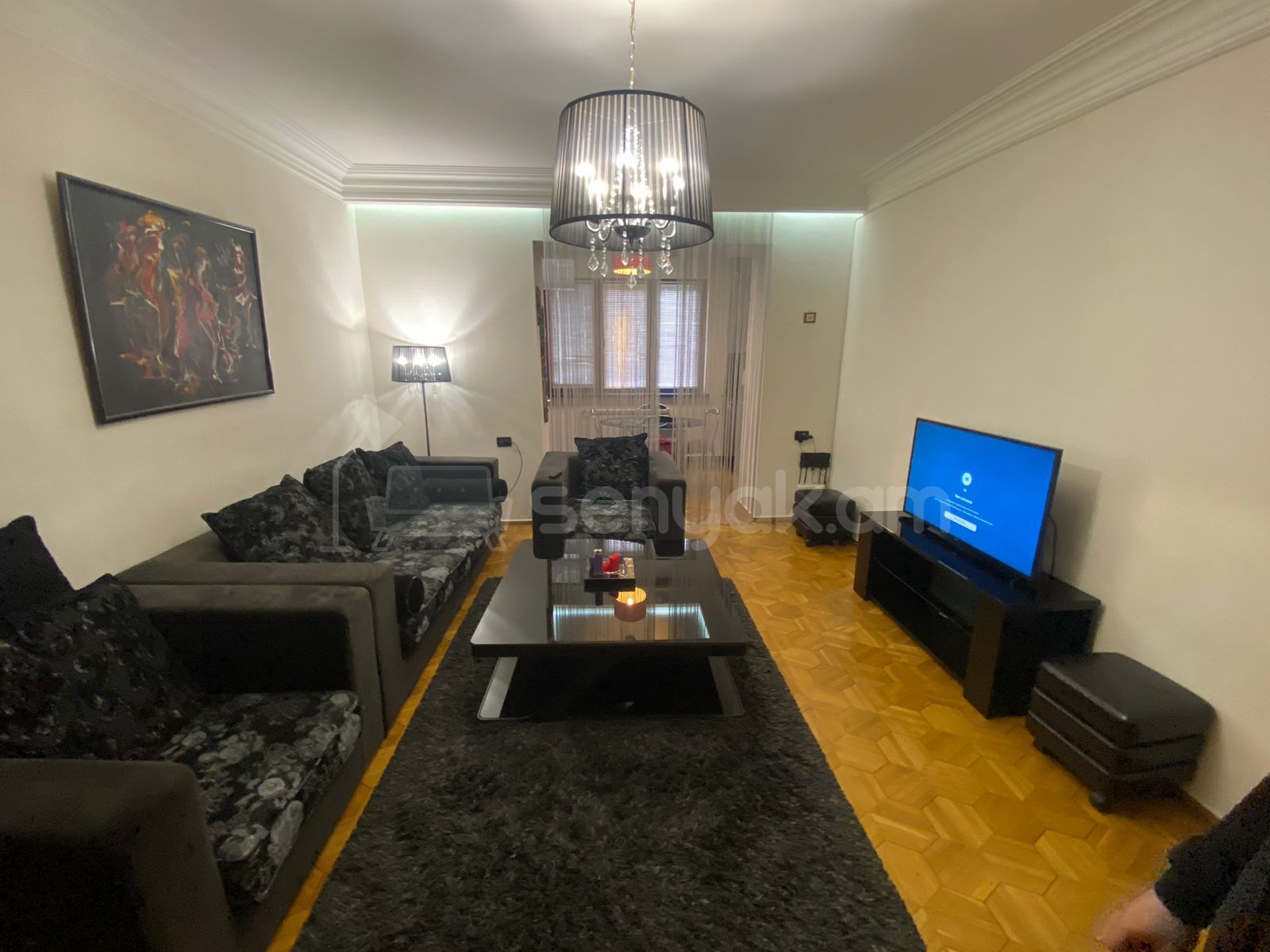 2 Սենյականոց Բնակարան Քարե Շենքում, 62քմ, 5/5 հարկ, Կապիտալ Վերանորոգված