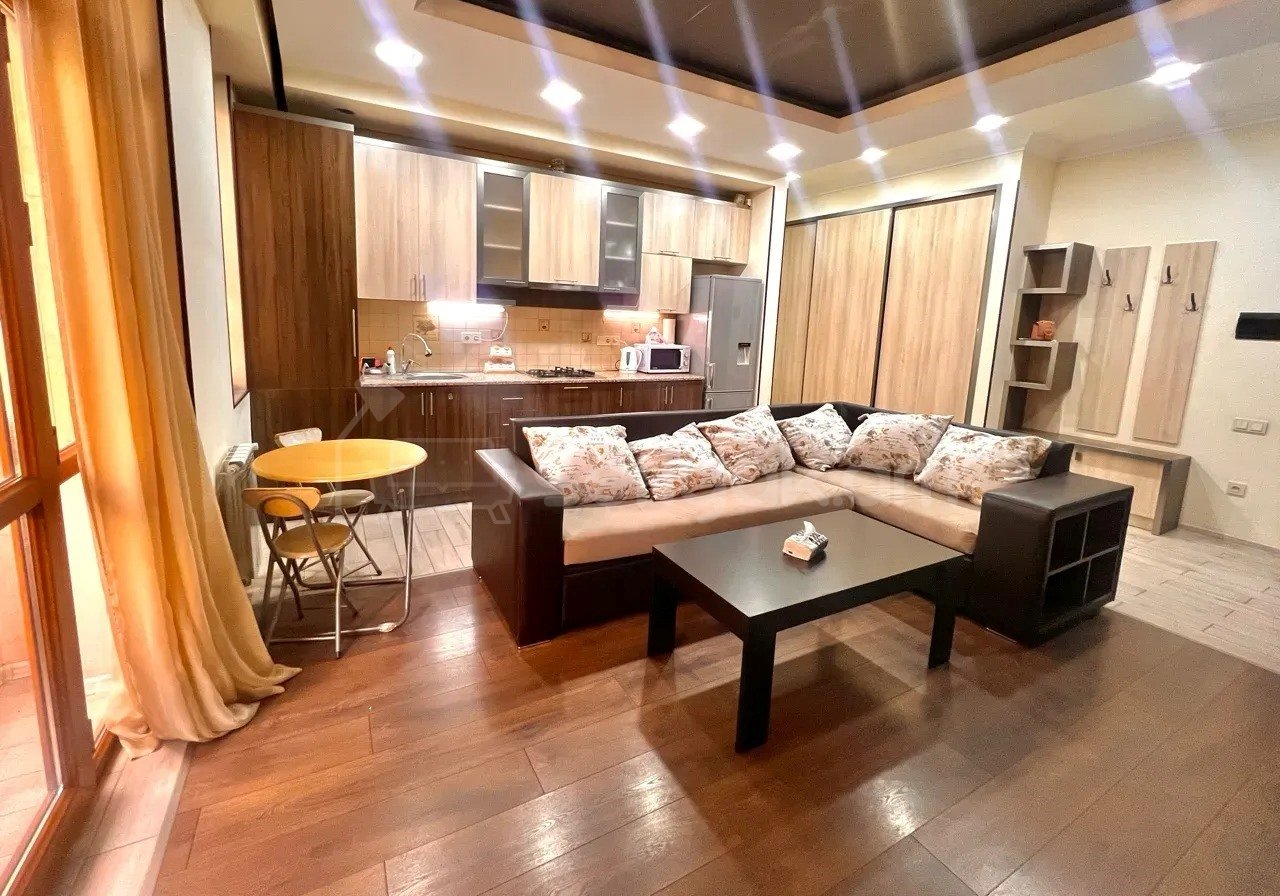 2 Սենյականոց Բնակարան Նորակառույցում, 65քմ, 2/7 հարկ, Դիզայներական Վերանորոգված, Կահավորված, Արևկող