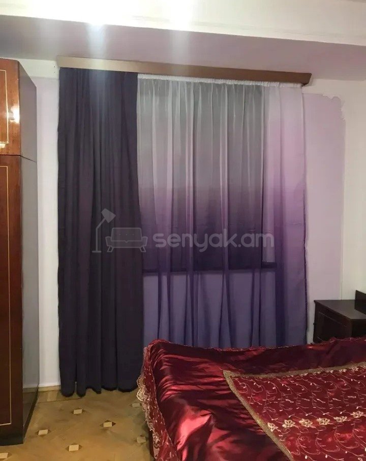 3 Սենյականոց Բնակարան, 70քմ, 2/9 հարկ, Նորմալ Վիճակում