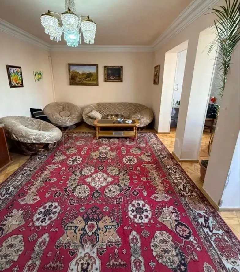 3 Սենյականոց Բնակարան, 97քմ, 5/9 հարկ, Նորմալ Վիճակում