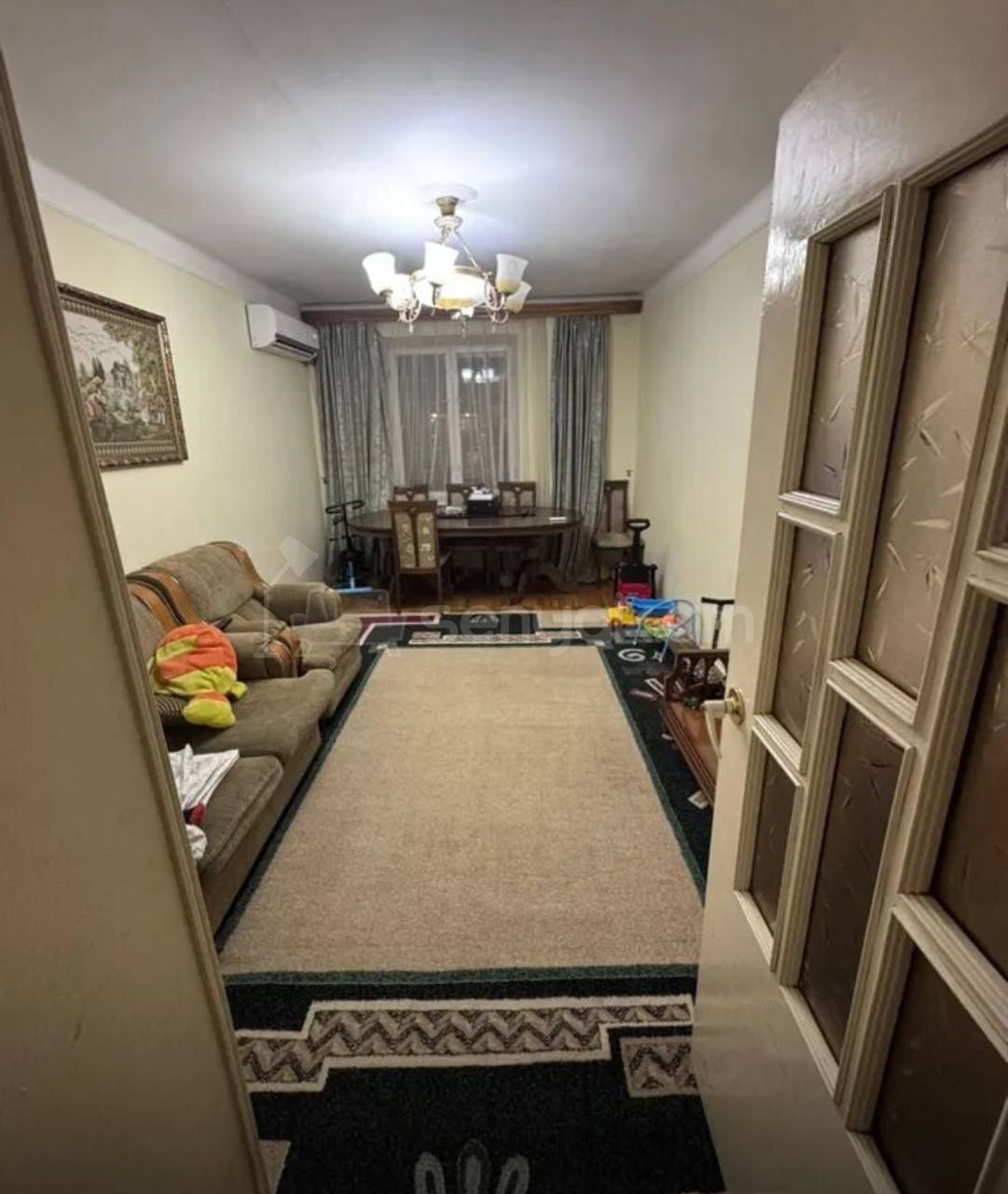 2 Սենյականոց Բնակարան Քարե Շենքում, 72քմ, 1/5 հարկ, Նորմալ Վիճակում, Կահավորված