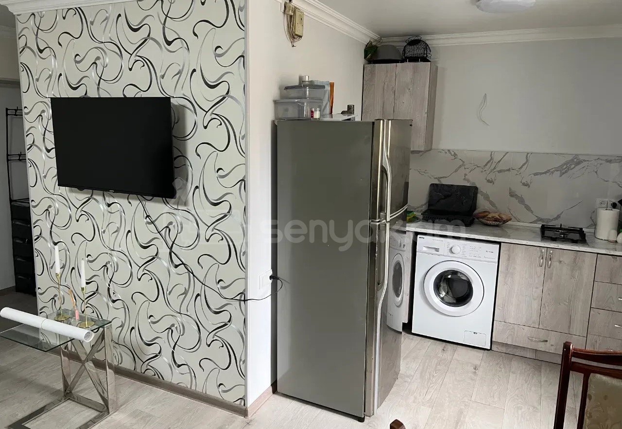 2 Սենյականոց Բնակարան Քարե Շենքում, 56քմ, 5/5 հարկ, Կապիտալ Վերանորոգված