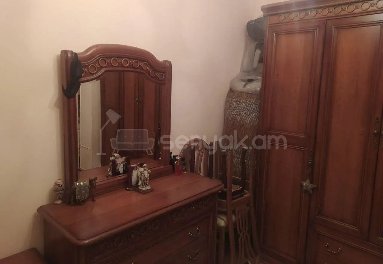 3 Սենյականոց Բնակարան, 77քմ, 3/9 հարկ, Նորմալ Վիճակում