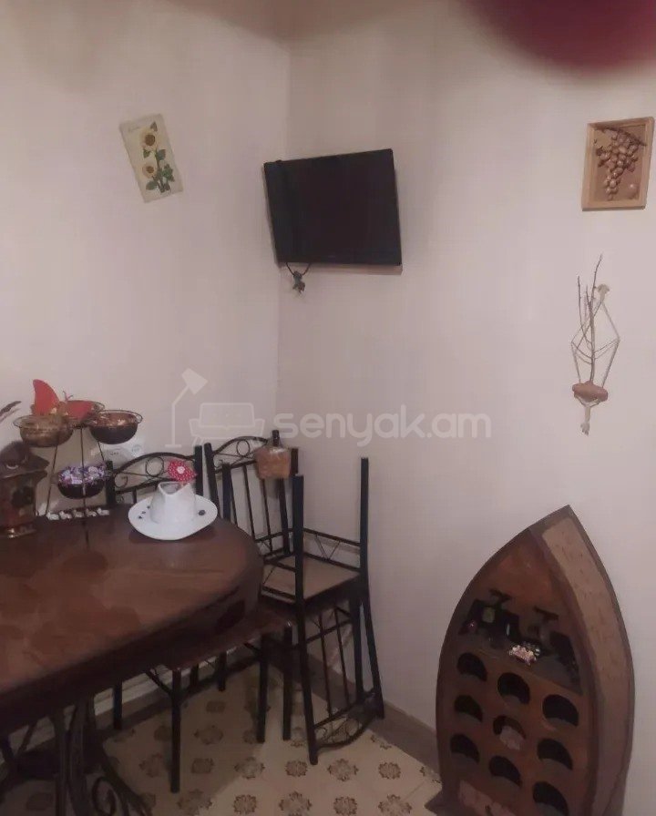 3 Սենյականոց Բնակարան, 77քմ, 3/9 հարկ, Նորմալ Վիճակում