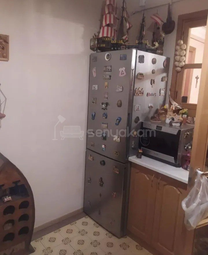 3 Սենյականոց Բնակարան, 77քմ, 3/9 հարկ, Նորմալ Վիճակում