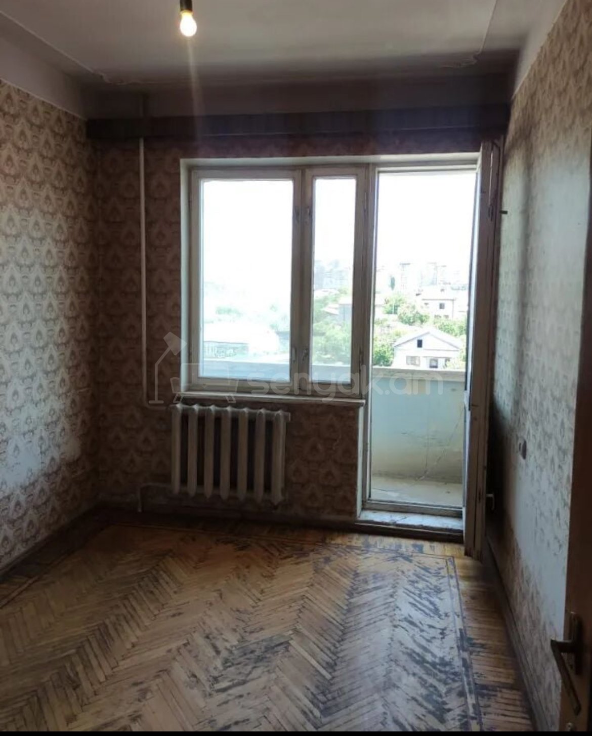 4 Սենյականոց Բնակարան, 91քմ, 7/9 հարկ, Պետական Վիճակում