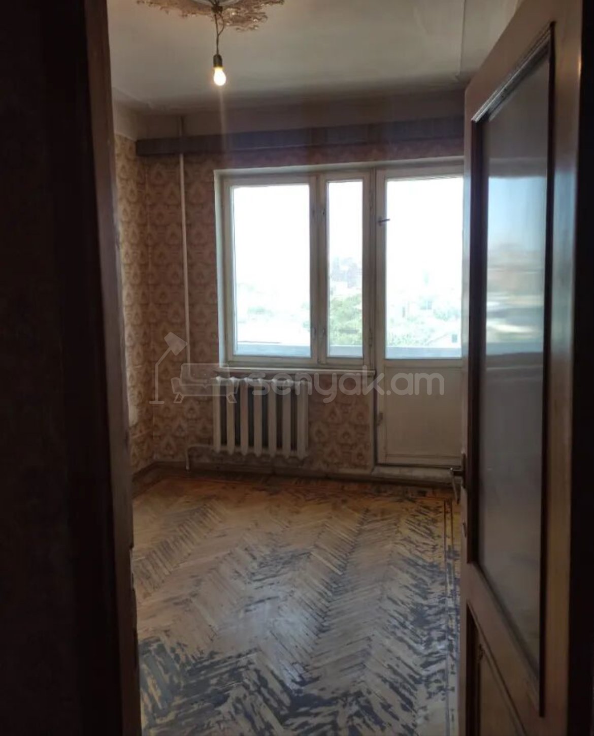 4 Սենյականոց Բնակարան, 91քմ, 7/9 հարկ, Պետական Վիճակում